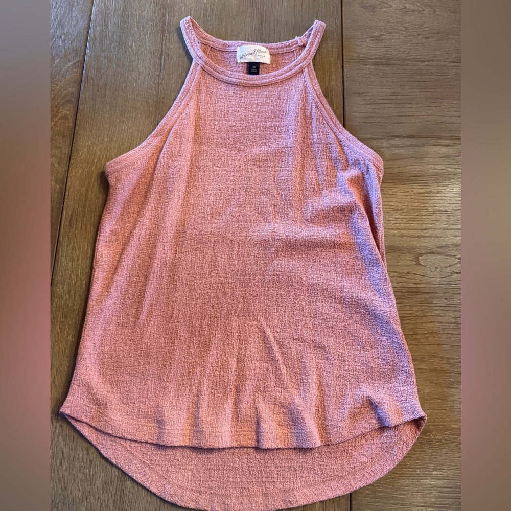 Universal Thread tank top